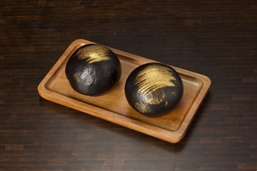 Black Gold Lava Buns (6)